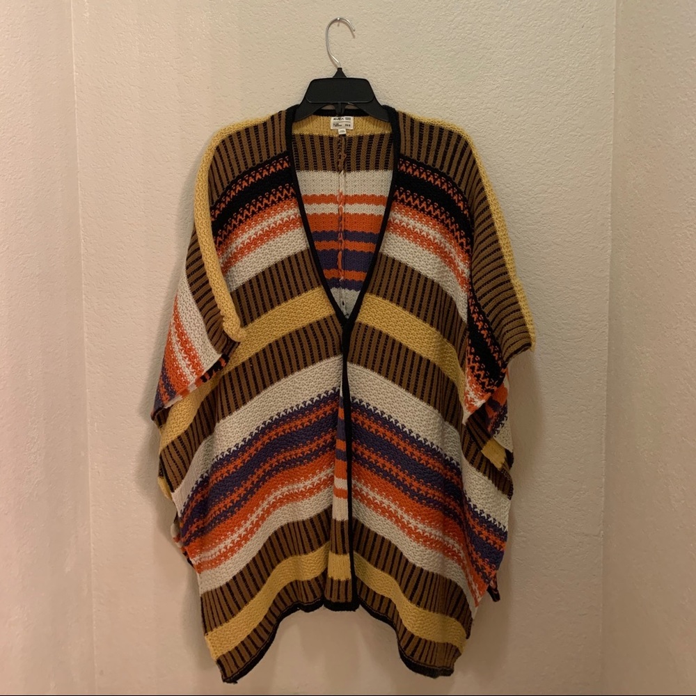 Sweater / Poncho